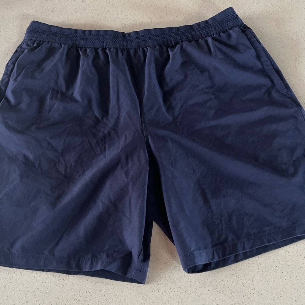 Fabletics Performance Active Shorts Men’s XL